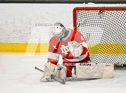 Thumbnail 2 in Mater Dei vs. Servite photogallery.