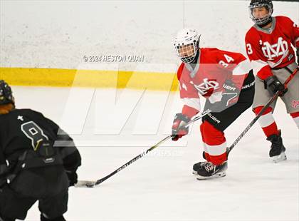 Thumbnail 1 in Mater Dei vs. Servite photogallery.