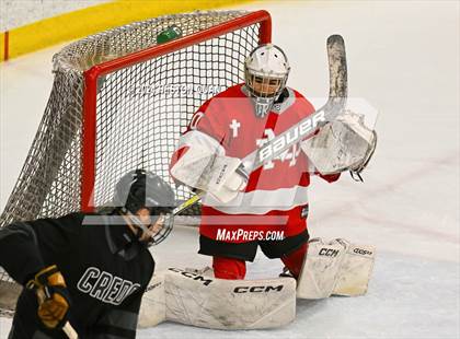 Thumbnail 2 in Mater Dei vs. Servite photogallery.