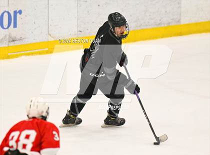 Thumbnail 1 in Mater Dei vs. Servite photogallery.