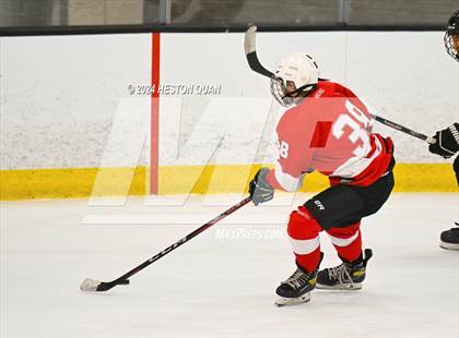 Thumbnail 2 in Mater Dei vs. Servite photogallery.