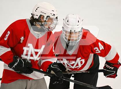 Thumbnail 3 in Mater Dei vs. Servite photogallery.