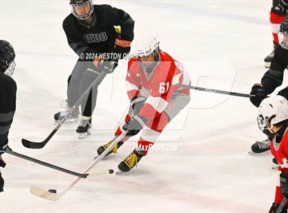 Thumbnail 2 in Mater Dei vs. Servite photogallery.