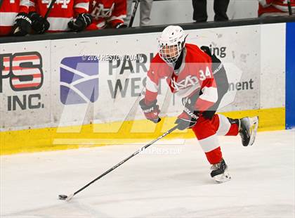 Thumbnail 1 in Mater Dei vs. Servite photogallery.
