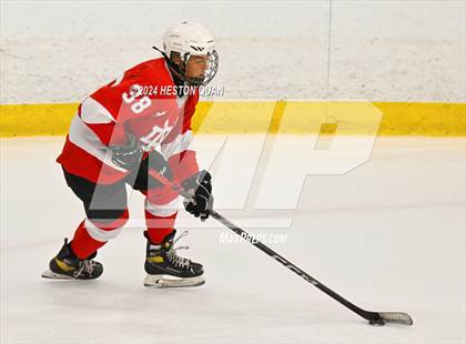 Thumbnail 1 in Mater Dei vs. Servite photogallery.