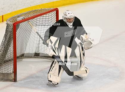 Thumbnail 2 in Mater Dei vs. Servite photogallery.