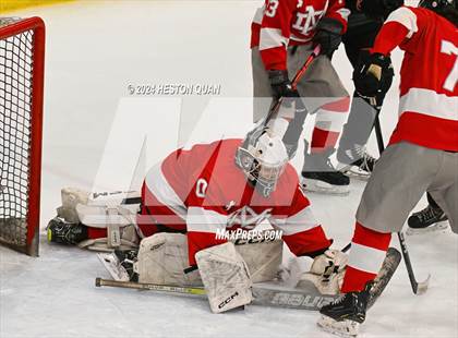Thumbnail 3 in Mater Dei vs. Servite photogallery.