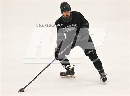 Thumbnail 3 in Mater Dei vs. Servite photogallery.