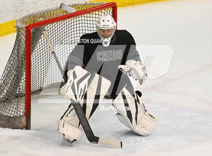 Thumbnail 3 in Mater Dei vs. Servite photogallery.
