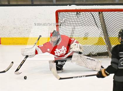 Thumbnail 1 in Mater Dei vs. Servite photogallery.