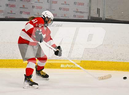 Thumbnail 3 in Mater Dei vs. Servite photogallery.