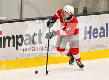 Thumbnail 1 in Mater Dei vs. Servite photogallery.