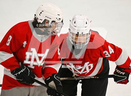 Thumbnail 1 in Mater Dei vs. Servite photogallery.