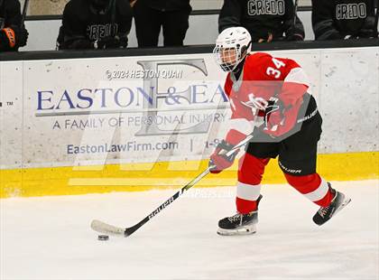 Thumbnail 3 in Mater Dei vs. Servite photogallery.