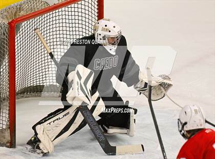 Thumbnail 1 in Mater Dei vs. Servite photogallery.