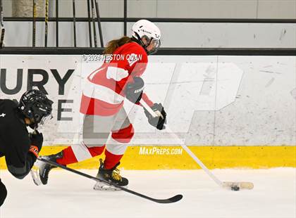 Thumbnail 3 in Mater Dei vs. Servite photogallery.