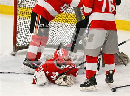 Thumbnail 1 in Mater Dei vs. Servite photogallery.