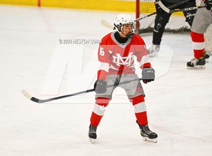 Thumbnail 2 in Mater Dei vs. Servite photogallery.