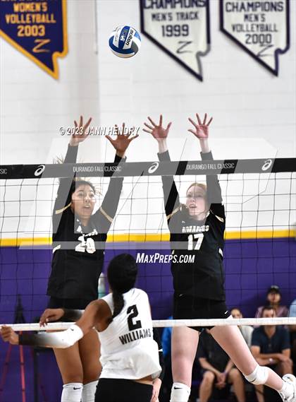 Thumbnail 3 in Archbishop Mitty vs. Saint Francis (Durango Fall Classic) photogallery.