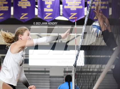 Thumbnail 2 in Archbishop Mitty vs. Saint Francis (Durango Fall Classic) photogallery.
