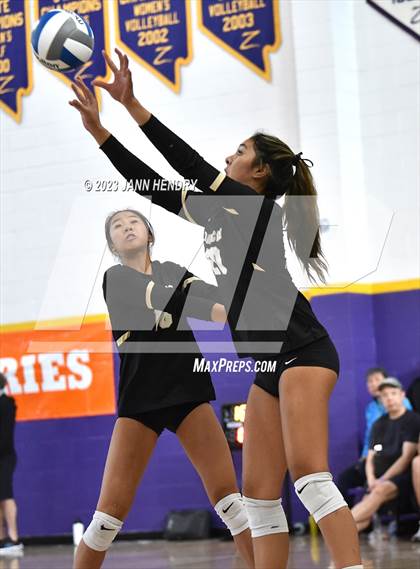 Thumbnail 1 in Archbishop Mitty vs. Saint Francis (Durango Fall Classic) photogallery.