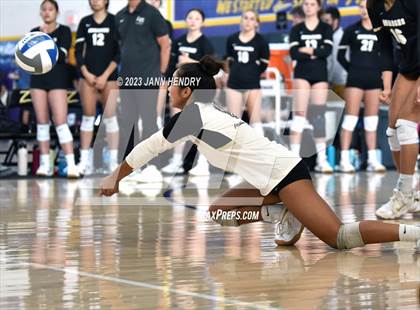 Thumbnail 2 in Archbishop Mitty vs. Saint Francis (Durango Fall Classic) photogallery.