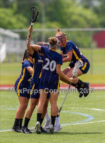 Thumbnail 2 in West Genesee vs Bay Shore (NYSPHSAA Class A Semifinal) photogallery.