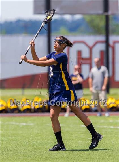 Thumbnail 2 in West Genesee vs Bay Shore (NYSPHSAA Class A Semifinal) photogallery.