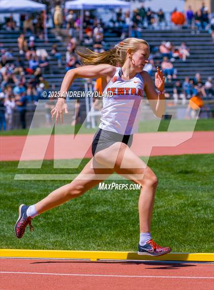 Thumbnail 3 in Ram Charger Invitational (Track Events) photogallery.