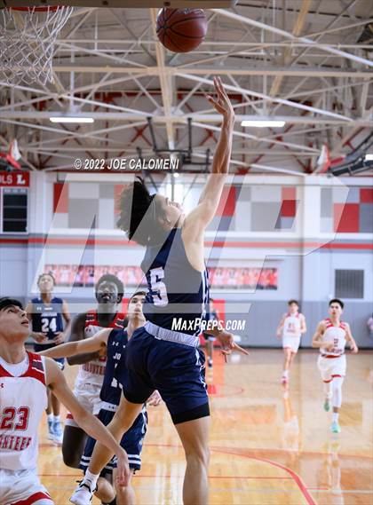 Thumbnail 2 in Lee vs Johnson photogallery.