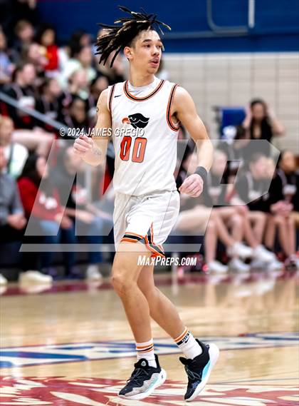 Thumbnail 2 in Moon Area @ Bethel Park (PIAA 5A Quarterfinal) photogallery.