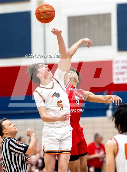 Thumbnail 2 in Moon Area @ Bethel Park (PIAA 5A Quarterfinal) photogallery.