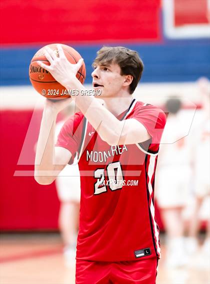 Thumbnail 1 in Moon Area @ Bethel Park (PIAA 5A Quarterfinal) photogallery.