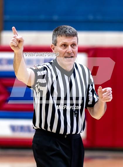 Thumbnail 3 in Moon Area @ Bethel Park (PIAA 5A Quarterfinal) photogallery.