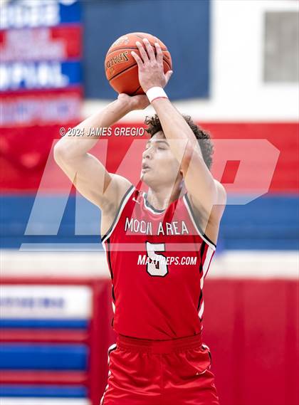 Thumbnail 3 in Moon Area @ Bethel Park (PIAA 5A Quarterfinal) photogallery.