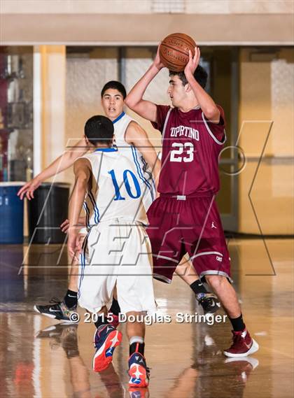 Thumbnail 2 in Cupertino vs. Oak Grove (Fukushima Invitational Final Rounds) photogallery.