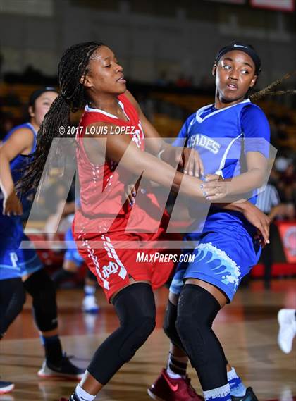 Thumbnail 2 in Palisades @ Mater Dei (Nike Extravaganza) photogallery.