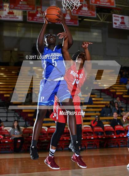 Thumbnail 2 in Palisades @ Mater Dei (Nike Extravaganza) photogallery.