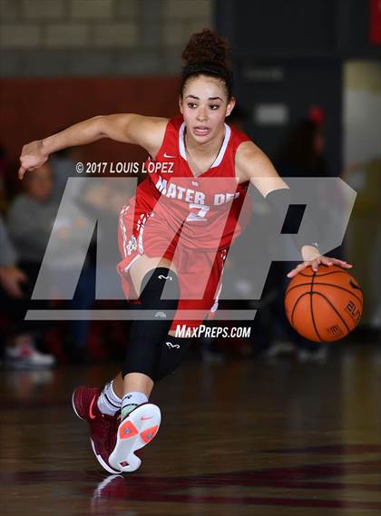 Thumbnail 2 in Palisades @ Mater Dei (Nike Extravaganza) photogallery.