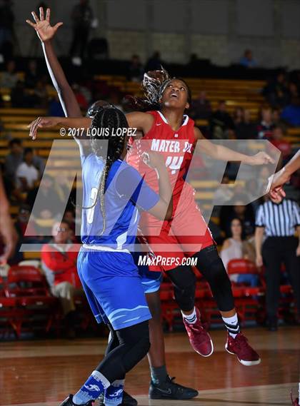 Thumbnail 3 in Palisades @ Mater Dei (Nike Extravaganza) photogallery.
