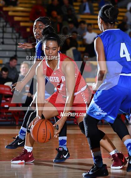 Thumbnail 1 in Palisades @ Mater Dei (Nike Extravaganza) photogallery.
