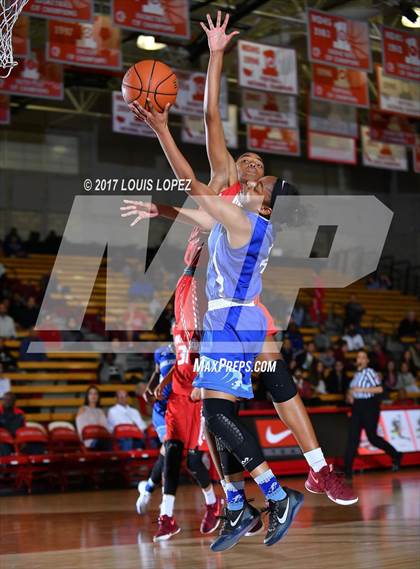 Thumbnail 1 in Palisades @ Mater Dei (Nike Extravaganza) photogallery.