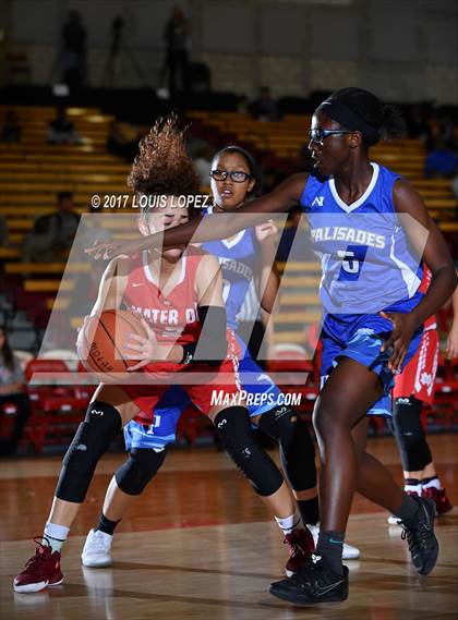 Thumbnail 2 in Palisades @ Mater Dei (Nike Extravaganza) photogallery.
