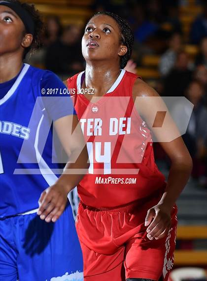 Thumbnail 1 in Palisades @ Mater Dei (Nike Extravaganza) photogallery.