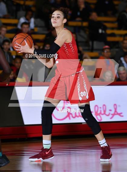 Thumbnail 2 in Palisades @ Mater Dei (Nike Extravaganza) photogallery.