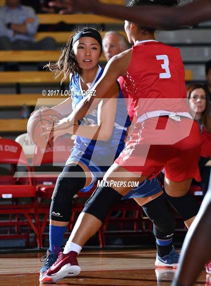 Thumbnail 3 in Palisades @ Mater Dei (Nike Extravaganza) photogallery.
