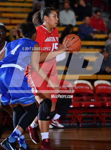 Thumbnail 2 in Palisades @ Mater Dei (Nike Extravaganza) photogallery.