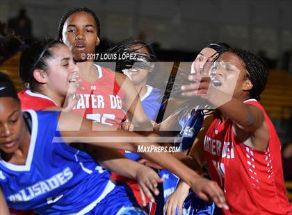 Thumbnail 2 in Palisades @ Mater Dei (Nike Extravaganza) photogallery.