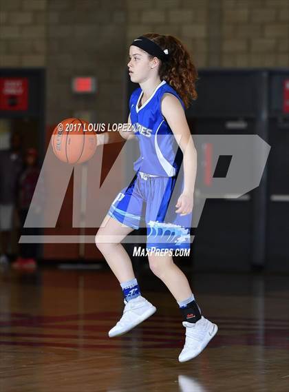 Thumbnail 3 in Palisades @ Mater Dei (Nike Extravaganza) photogallery.