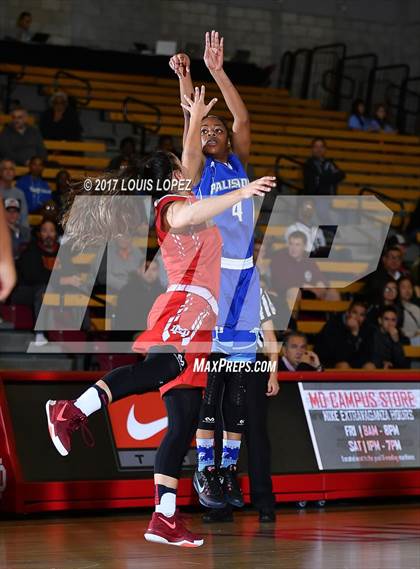 Thumbnail 2 in Palisades @ Mater Dei (Nike Extravaganza) photogallery.
